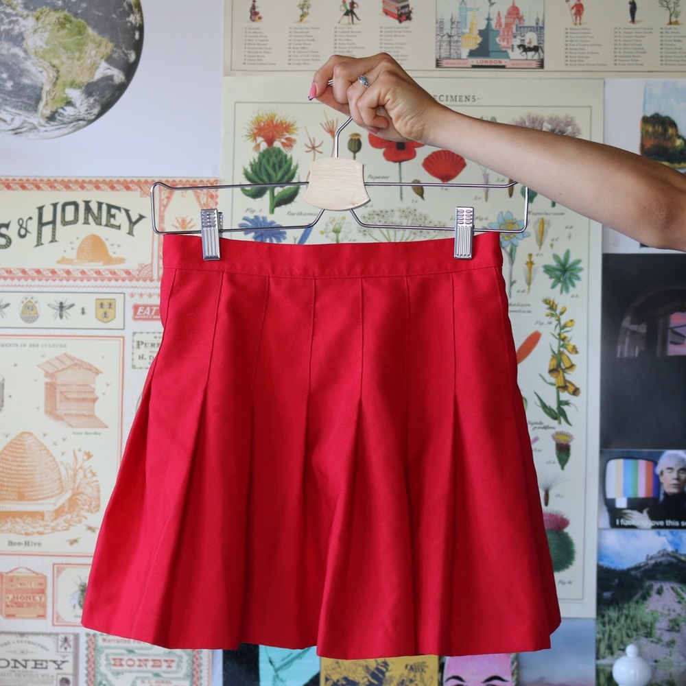 Vintage red tennis skirt, size 8